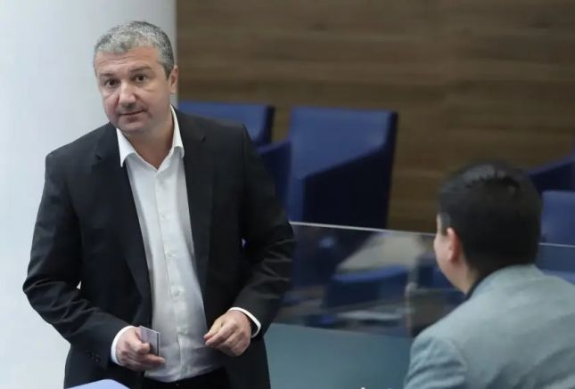 Депутатътът от БСП Драгомир Стойнев заместник председател на Народното събрание заяви пред БНР