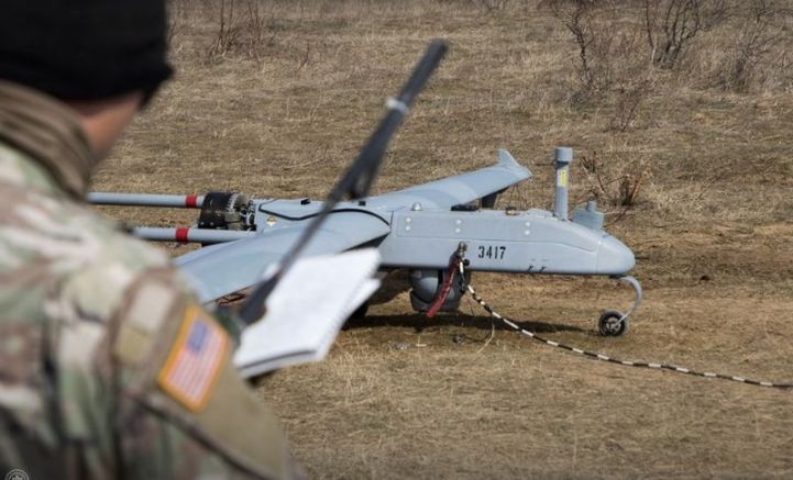 Военни от САЩ тренират с дронове на полигона в Ново