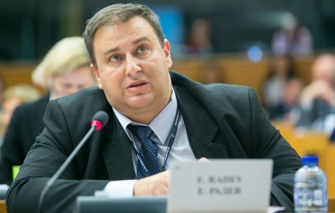 Европейският парламент все пак решивсе пак да изслуша Иван Гешев въпреки