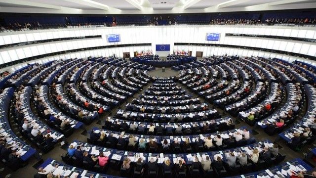 Ръководителите на латвийските евродепутати от Европейската народна партия Обнови Европа