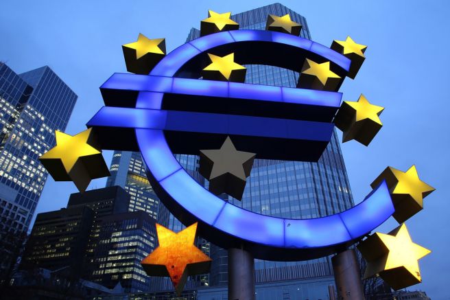 Европейската комисия одобри въвеждането на еврото в Хърватия от догодина.Междувременно