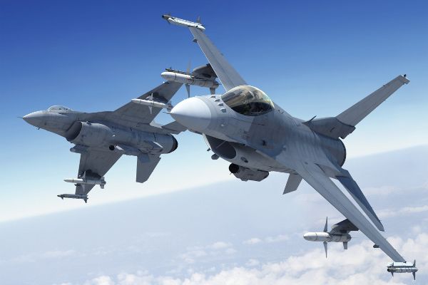 Норвегия разполага с общо 57 самолета F 16 Част от тях
