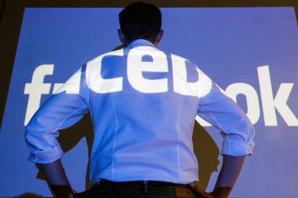 Администрацията на социалната мрежа Facebook забрани на руските държавни медии