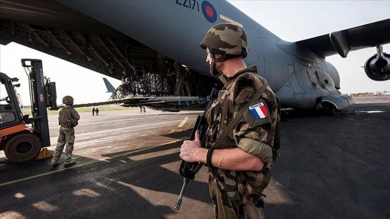Франция е готова, ако е необходимо, да изпрати няколкостотин френски