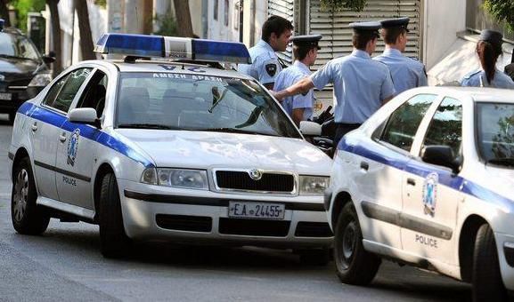 Гръцките полицаи скоро ще патрулират с камери на униформите Съобщението