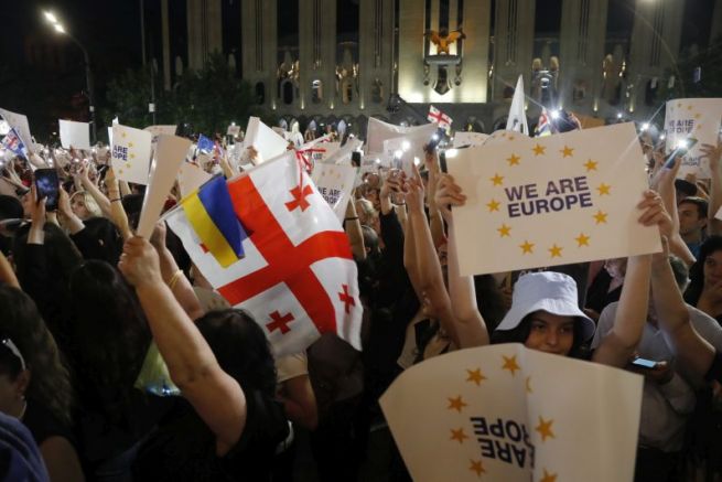 Десетки хиляди грузинци излязоха по улиците в подкрепа на членството