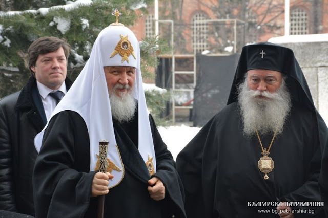 Мелитополския и Запорожки митрополит Лука който е духовник от Украинската