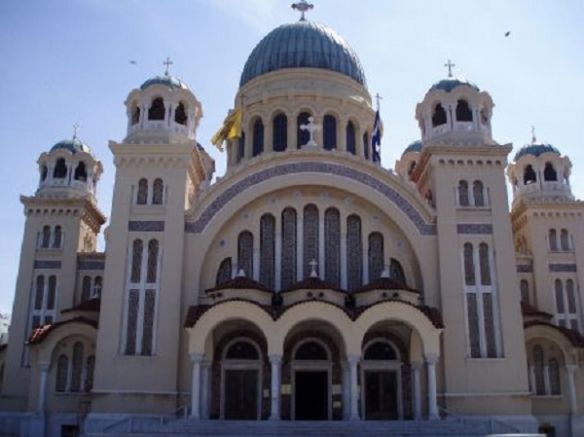 Влиятелната Църква на Гърция официално се обяви против законопроекта за