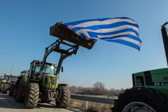 Гръцките фермери затварят граници и централни пътища от утре Подготвят