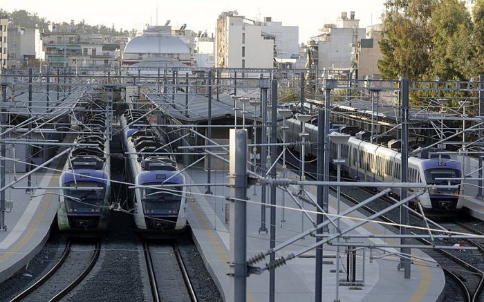 Всички влакове по маршрутите на основната гръцка железопътна компания Хеленик