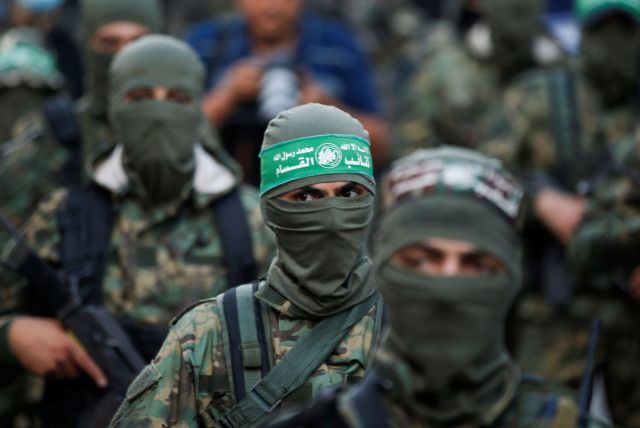 Около 1500 тела на бойци на Хамас са открити в