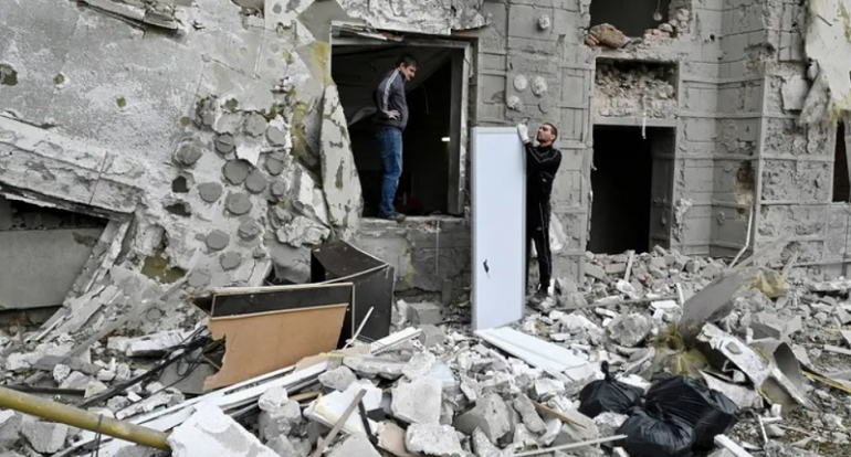 Петима души загинаха при руска атака срещу източния украински град