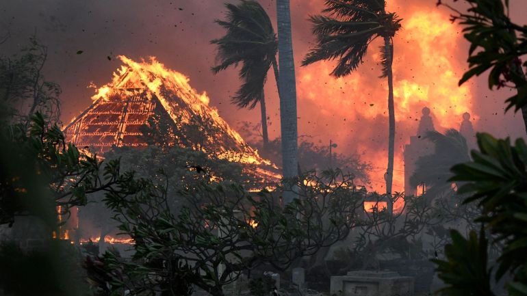 Хавайските острови са в плен на огнена стихия Пожарите разпалвани