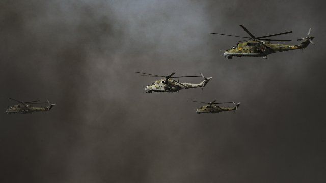 Украинските сили използват съветски хеликоптери в мисии на фронта предаде