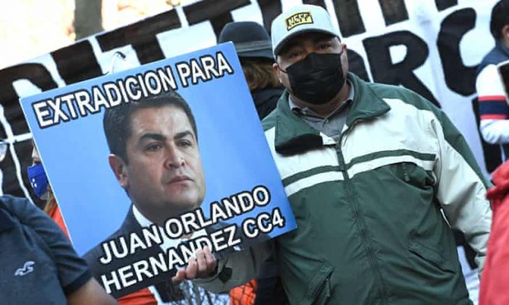 САЩ са поискали от Хондурас екстрадицията на бившия президент Хуан