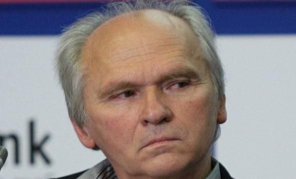 Евроскептичните настроения в Сърбия нарастват сериозно заяви Иван Николов председател