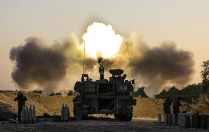 Израелските сили продължават военните си операции в Газа от север