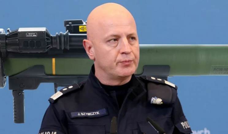 Началникът на полската полиция ген. Ярослав Шимчик коментира за пръв