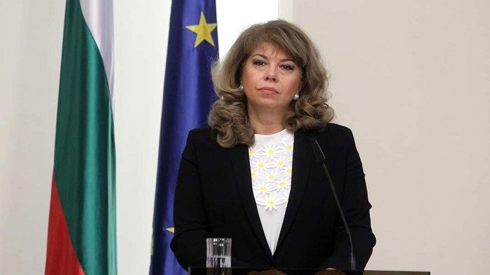 Темата за българската външна политика блести със своето отсъствие в