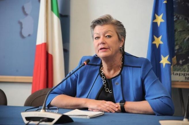 Еврокомисарят по вътрешните работи Илва Йохансон изрази очакване България да