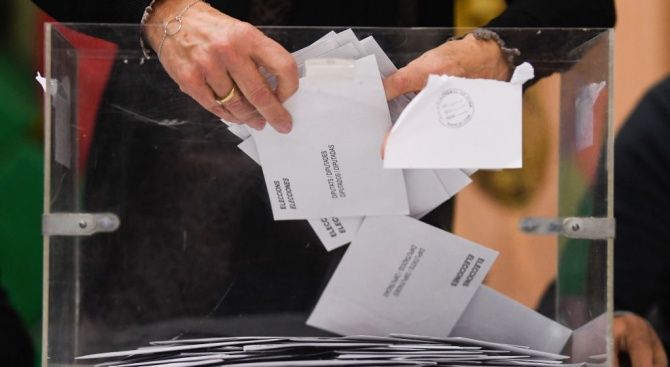 Избирателната активност в София към 16.00 ч. е 25,4%, сочат