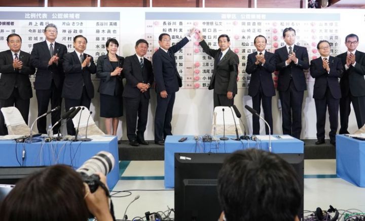 Партиите открито подкрепящи промяната на конституцията на Япония получиха абсолютно
