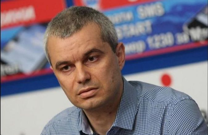 Лидерът на Възраждане Костадин Костадинов се похвали във Фейсбук че