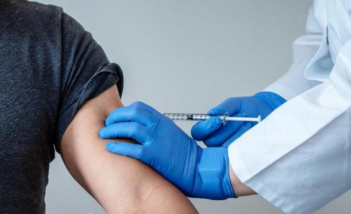 Европейската комисиясъобщи че е одобрилатрета подобрена ваксинасрещу коронавирусна инфекция производство