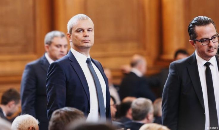 “Подаваме сигнал към главния прокурор срещу Кирил Петков и Асен