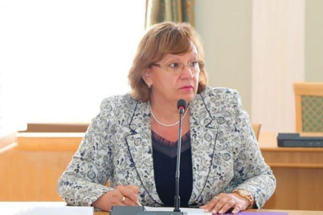 Корнелия Маринова, кмет на Ловеч