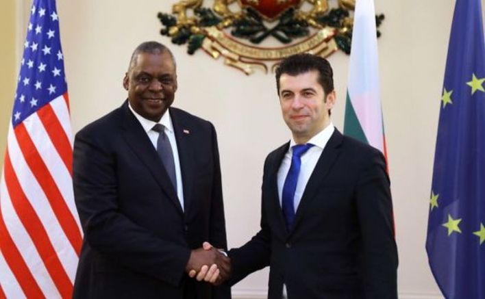 Премиерът Кирил Петков заяви че България е една от двете