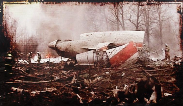 Взривни устройства са причинили въздушната катастрофа в Смоленск през 2010
