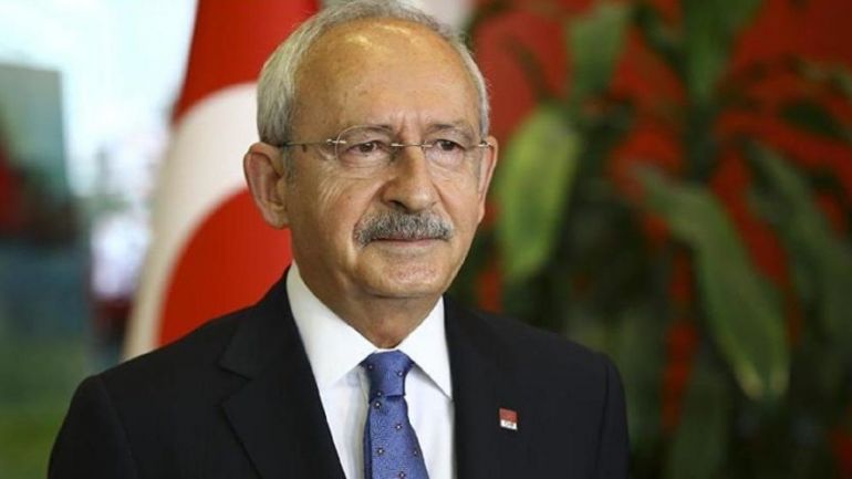 Кортежът на бившия кандидат за президент на Турция Кемал Кълъчдароглу