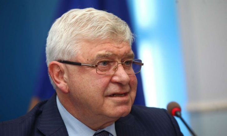 Парламентарната група на ГЕРБ и СДС предложи Кирил Ананиев за