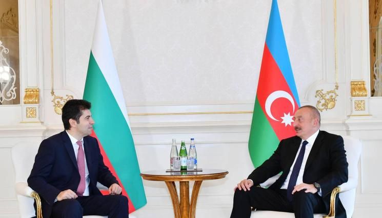 Министър-председателят в оставка Кирил Петков обсъди с президента на Азербайджан
