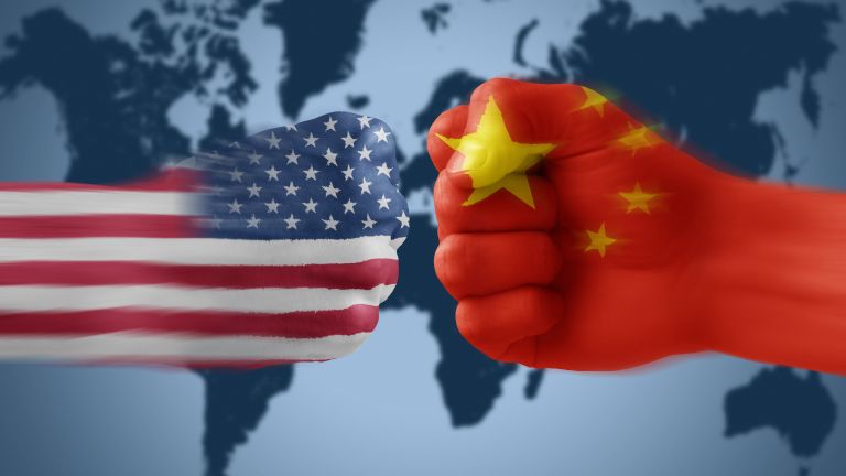 Американски служители са обезпокоени че произведени в Китай гигантски кранове