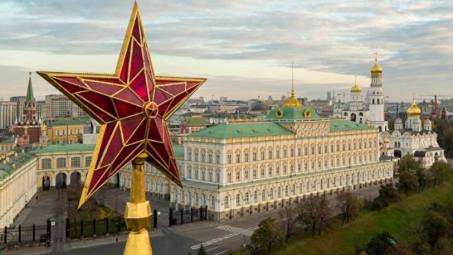 Руската избирателна комисия съобщи в неделя че прокремълската партия Единна