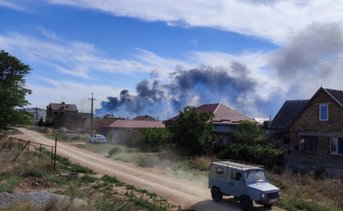 Взривът на боеприпаси във военния склад в Джанкойски район на