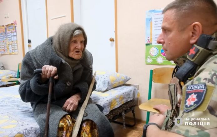 Украинка на 98 години разказа че е извървяла 10 километра