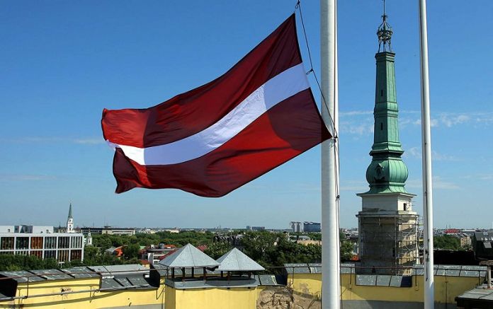 Властите в Латвия въведоха режим на извънредна ситуация в граничещите
