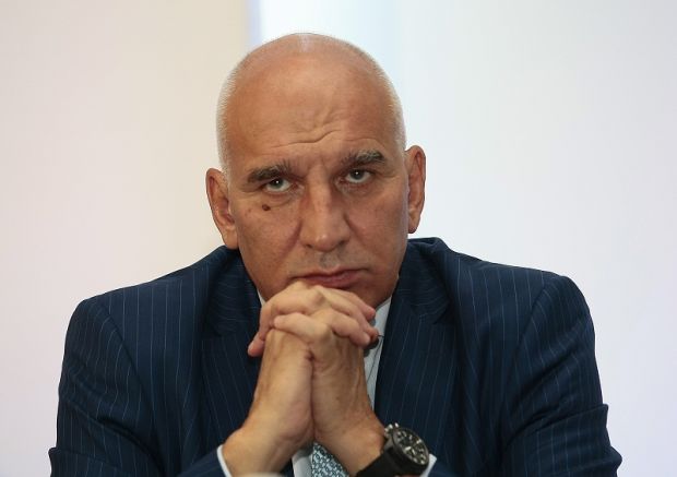 В интервю за БНР банкерът и икономист Левон Хампарцумян изрази