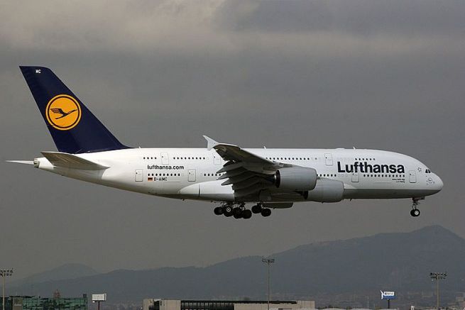 Германската авиокомпания Луфтханза заяви, че планира да възобнови полетите до