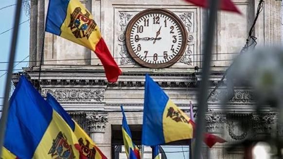 Молдовски полицейски служители са наложили 103 глоби за носене на георгиевска