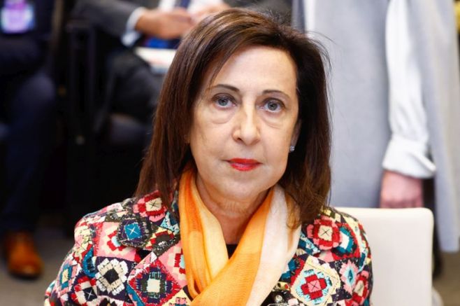 Испанският министър на отбраната Маргарита Роблес опроверга появилата се в