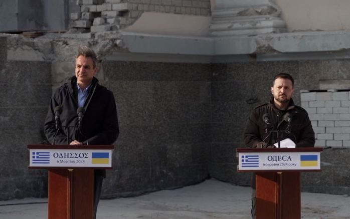 Гърция ще продължи да стои на страната на Украйна каза