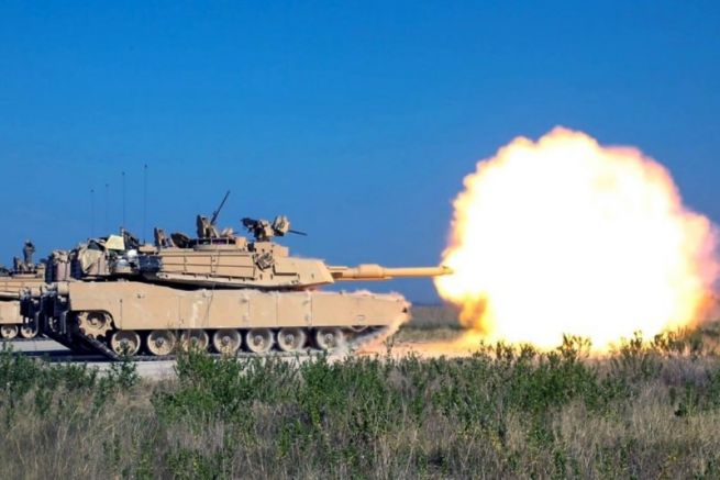 Полша получи първата си партида американски танкове M1 „Abrams”, съобщиха