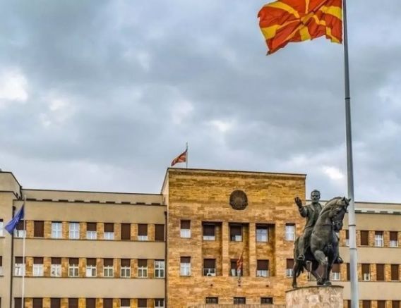 Парламентарната група на ВМРО ДПМНЕ официално внесе инициативата за започване