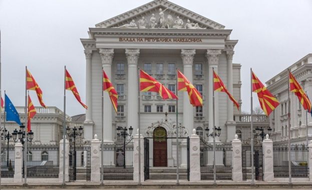 Скандал избухна в македонския парламент, след като депутати от политическата