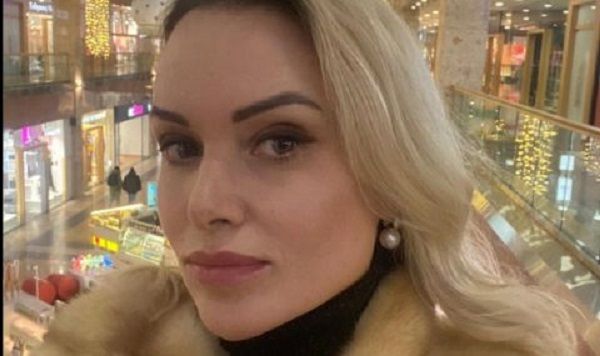Руската журналистка Марина Овсянникова беше осъдена задочно на 8,5 години