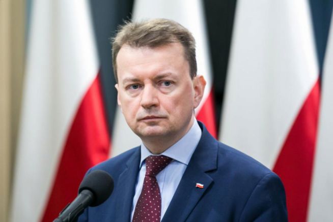 Полският министър на отбраната Мариуш Блашчак потвърди, че през декември
